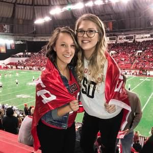 Meet your Posher, Katelyn